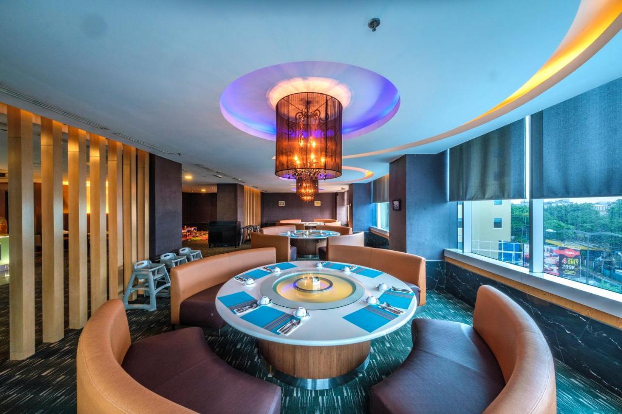 Swiss-Belhotel Mangga Besar Джакарта Екстериор снимка