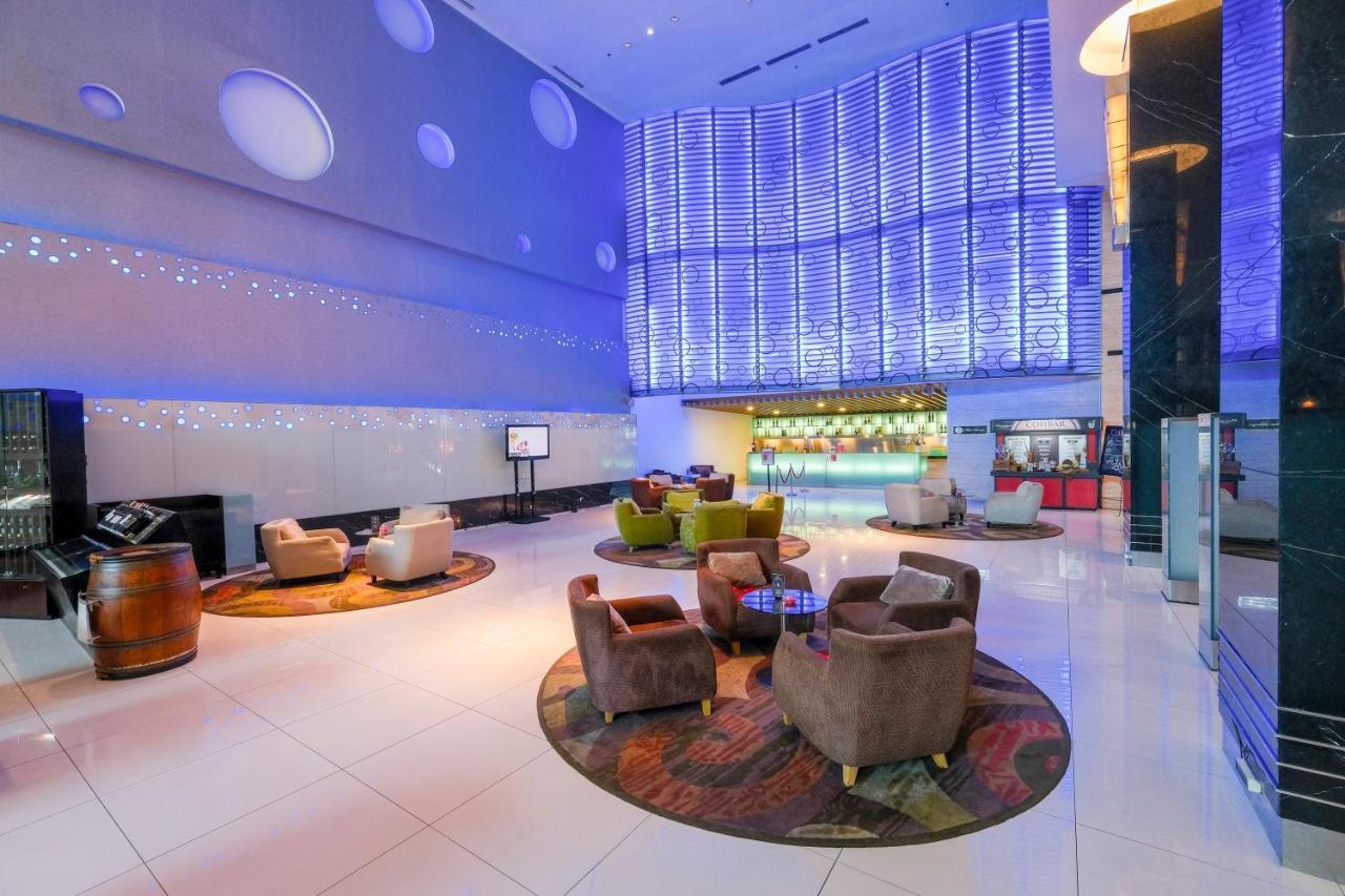 Swiss-Belhotel Mangga Besar Джакарта Екстериор снимка