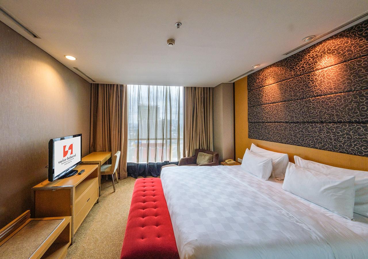 Swiss-Belhotel Mangga Besar Джакарта Екстериор снимка