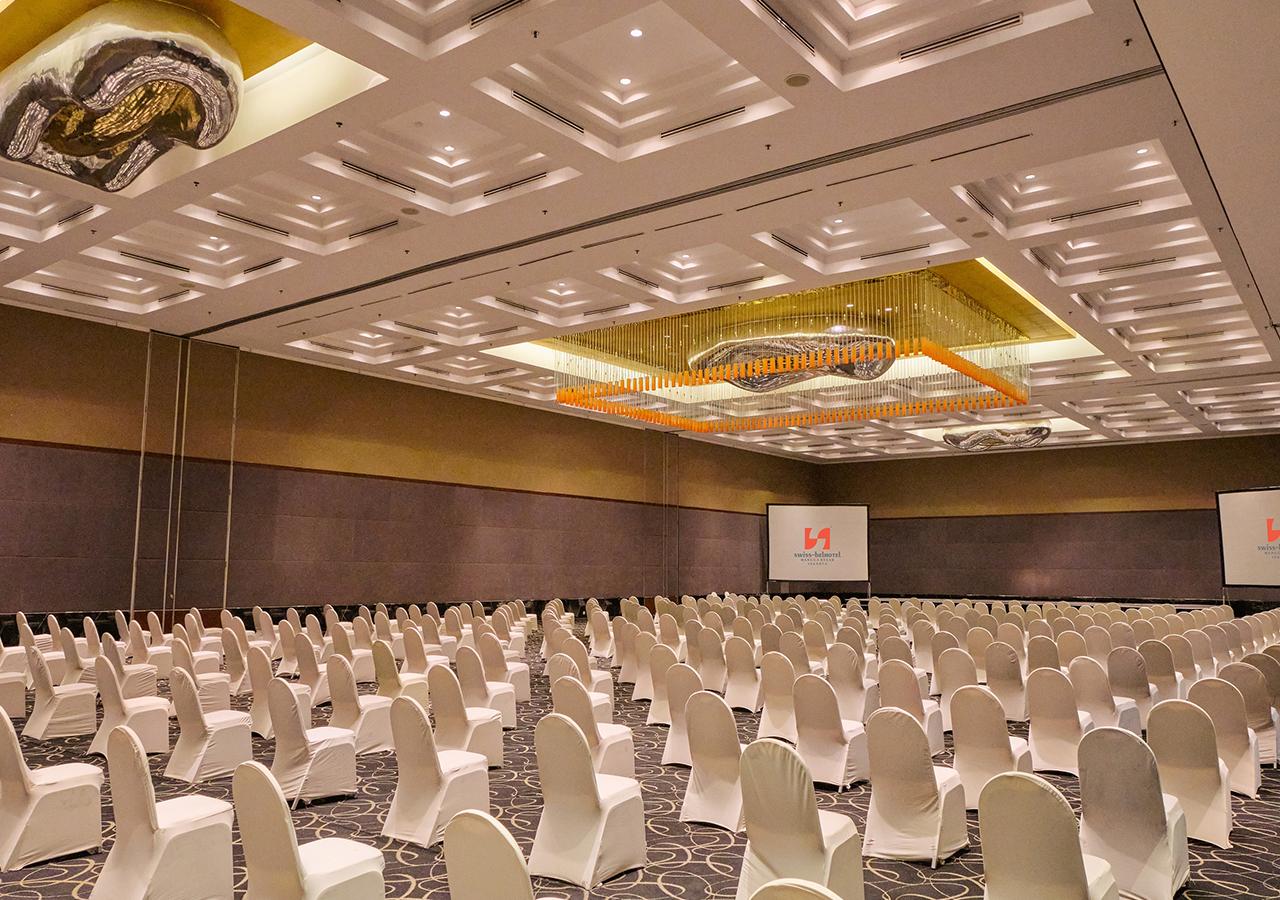 Swiss-Belhotel Mangga Besar Джакарта Екстериор снимка